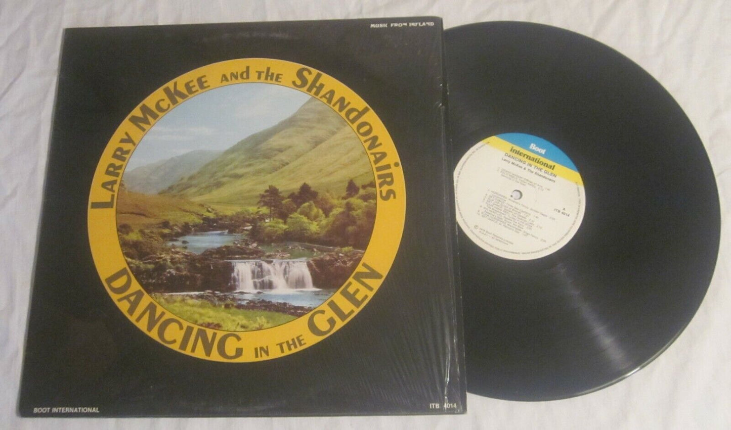 LARRY McKEE & the Shandonairs LP -- Boot # ITB-4014 -- DANCING IN THE GLEN (Vinyl)