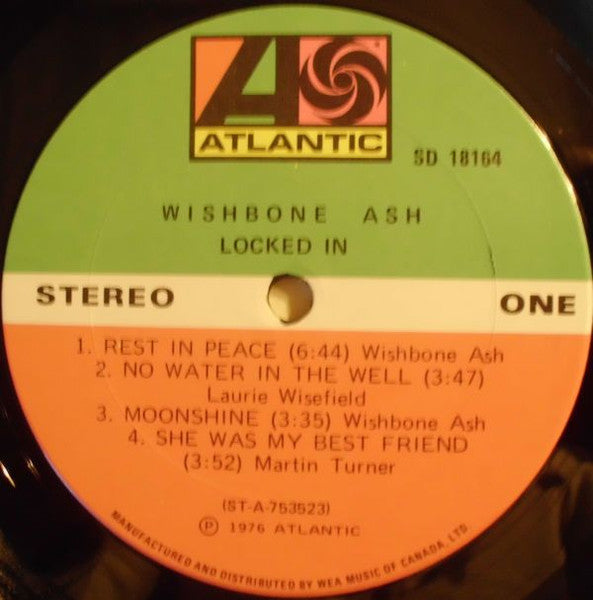 Wishbone Ash – Locked In 1976 Genre: Rock Style: Prog Rock, Classic Rock (Vinyl)