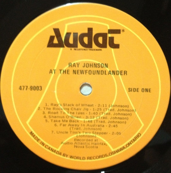 Ray Johnson At The Newfoundlander - 1972- Folk, World, & Country ,Newfoundland , Maritimes. (Vinyl)