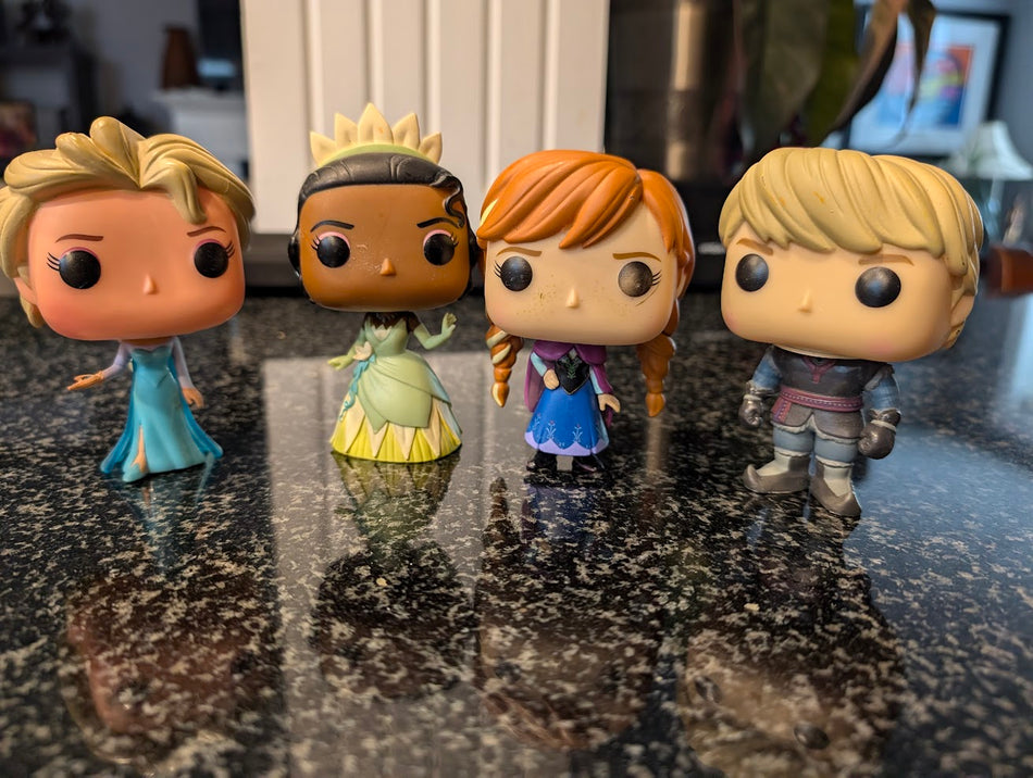 4 FUNKO DISNEY POPs - 4 " - Elsa, Anna, Tiana, Kristoff