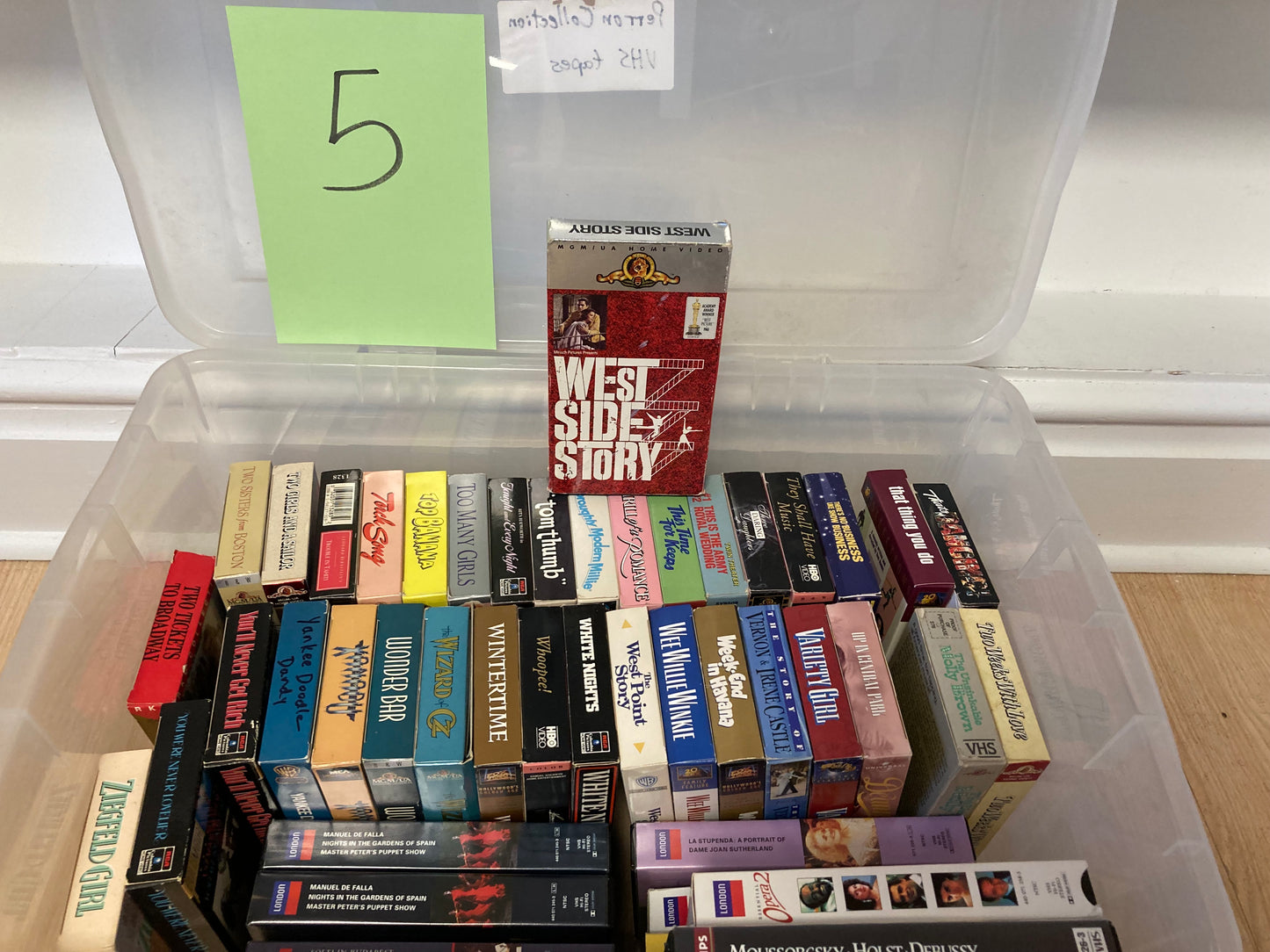 Large VHS Musical Theatre Collection, 370 VHS Tapes NMint