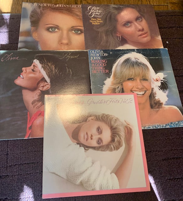 OLIVIA NEWTON JOHN - 5 albums as pictured NM - LOT SALE # 50