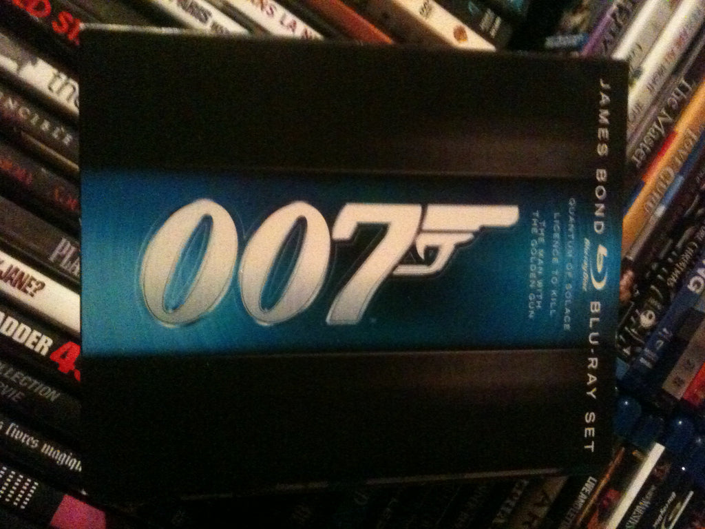 James Bond Blu Ray Set ( Mint Used )