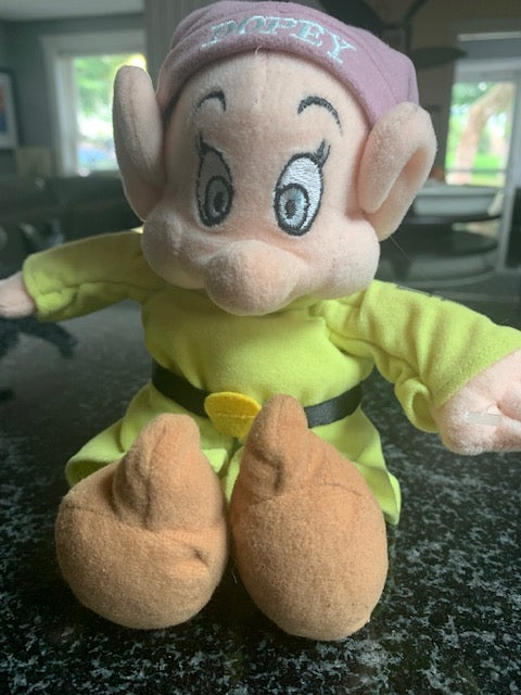 DISNEY SNOW WHITE " DOPEY " DWARF PLUSH 10"   Like New