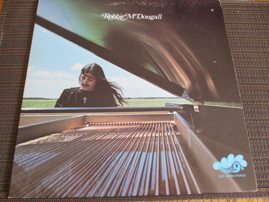 Robbie McDougall ‎– Robbie McDougall -1972 -  Jazz, Pop, Folk (vinyl)