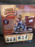 Playmates Tomb Raider Adventures of Lara Croft Facesthe ... & On Her Street (2) In Package