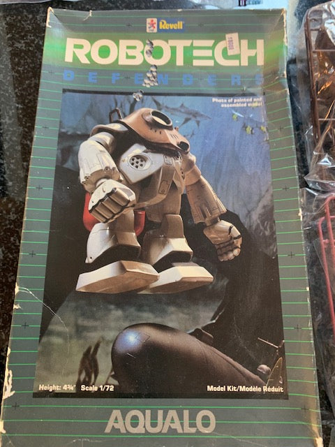 Revell Robotech Defenders Aqualo Model Kit Scale 1:72 - see description