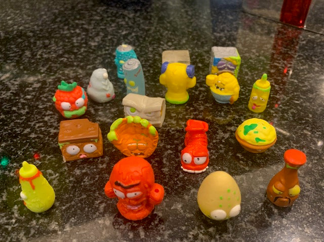 Moose Toys GROSSERY GANG Rotten Raspberry collection as is