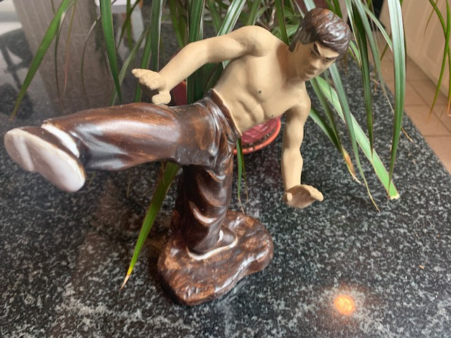 Bruce Lee Statue, Fu Shon City, Lau Au San Shiwan Sculpture, Enter The Dragon ( 3 of 3 in separate listings )