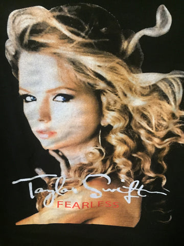 Taylor Swift's Fearless 2010 Tour Female  (S)  T shirt (Black) with Kellie Pickler