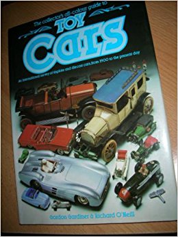 collectors all-colour guide to toy cars Hardcover – 1989