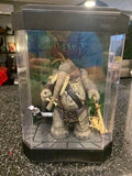 TODD MCFARLANE TOTAL CHAOS SPECIAL EDITION ACTION FIGURE W / DISPLAY CASE Pre Owned